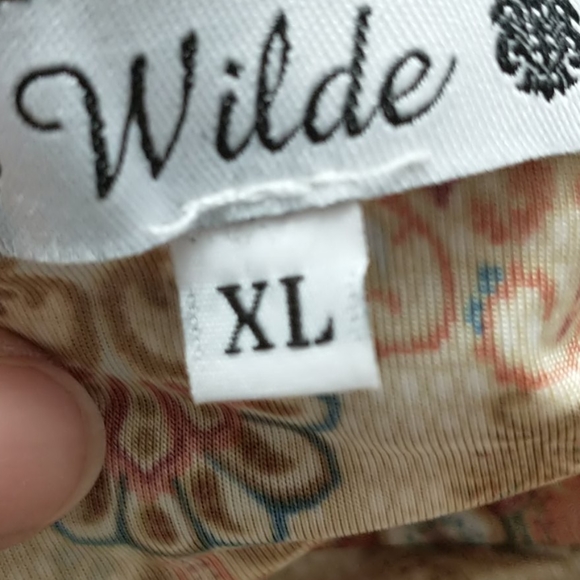 Top - Picture 3 of 3